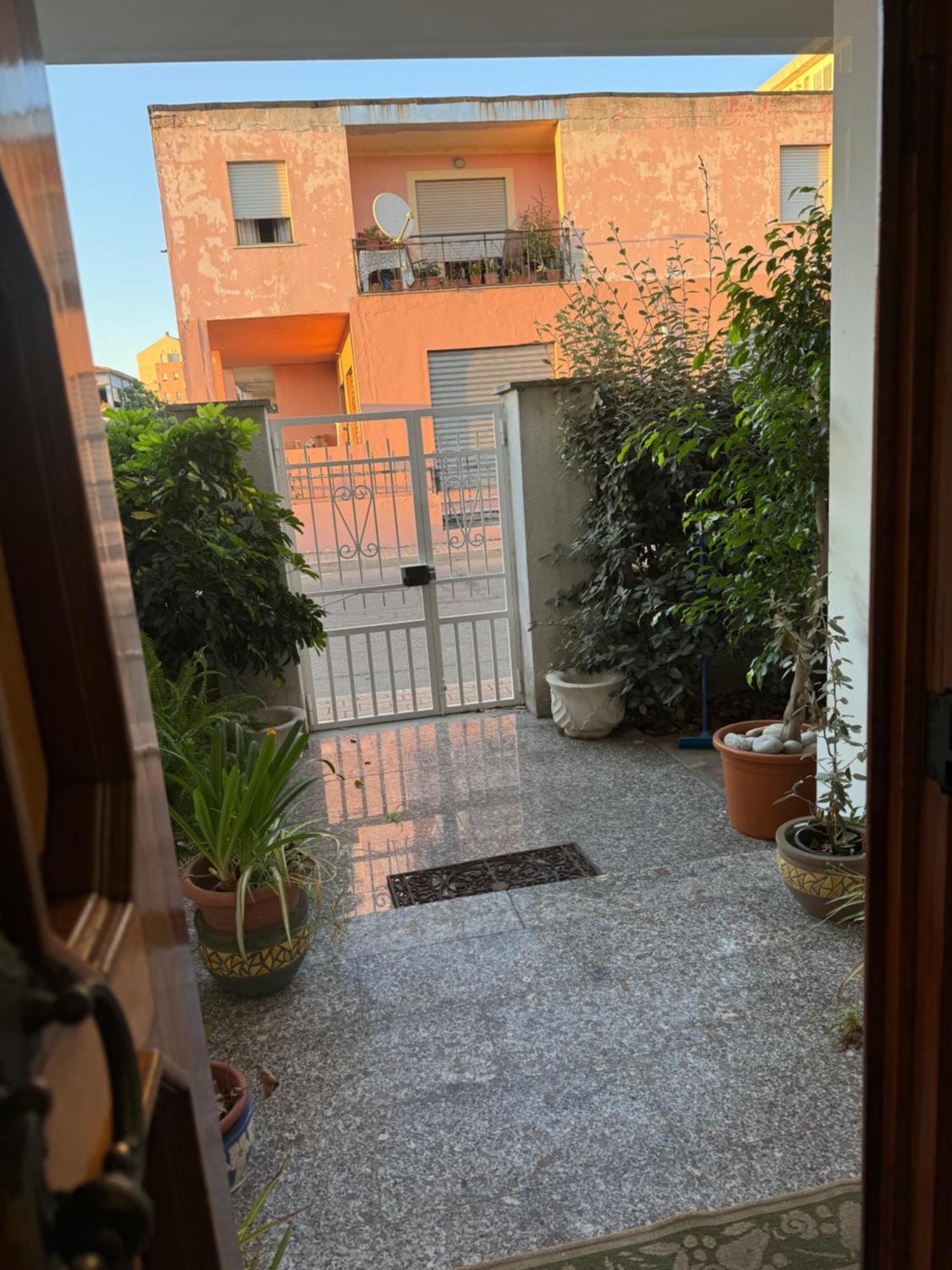 Da Gio Apartment Olbia Exterior photo